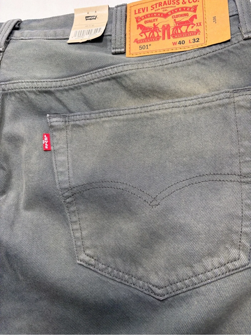 Levi's Men's Straight Jeans in Washed Blue-Gray